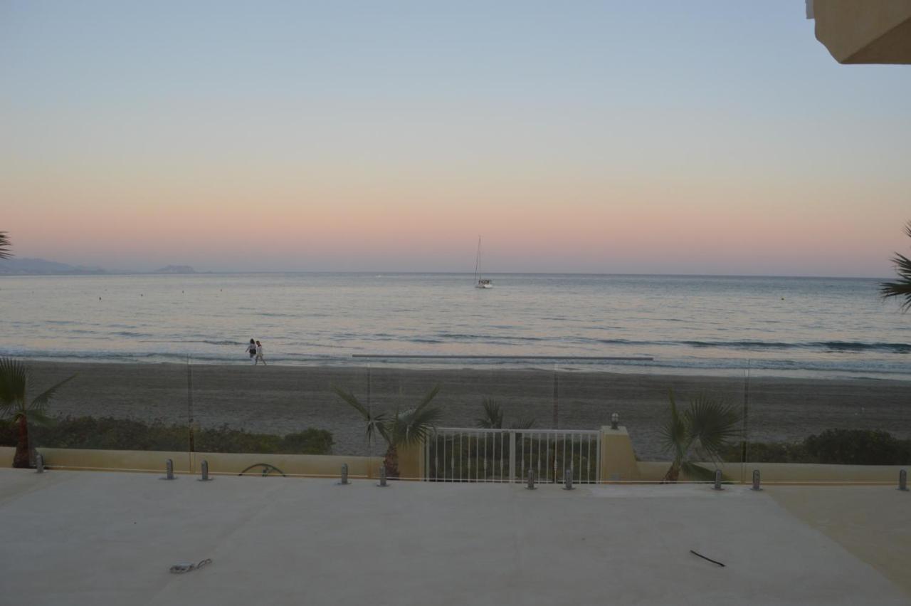 Maravilloso Apartamento Amanecer Cabo A Pie De Playa Y Mar En Chalet Roquetes Alicante Exteriér fotografie