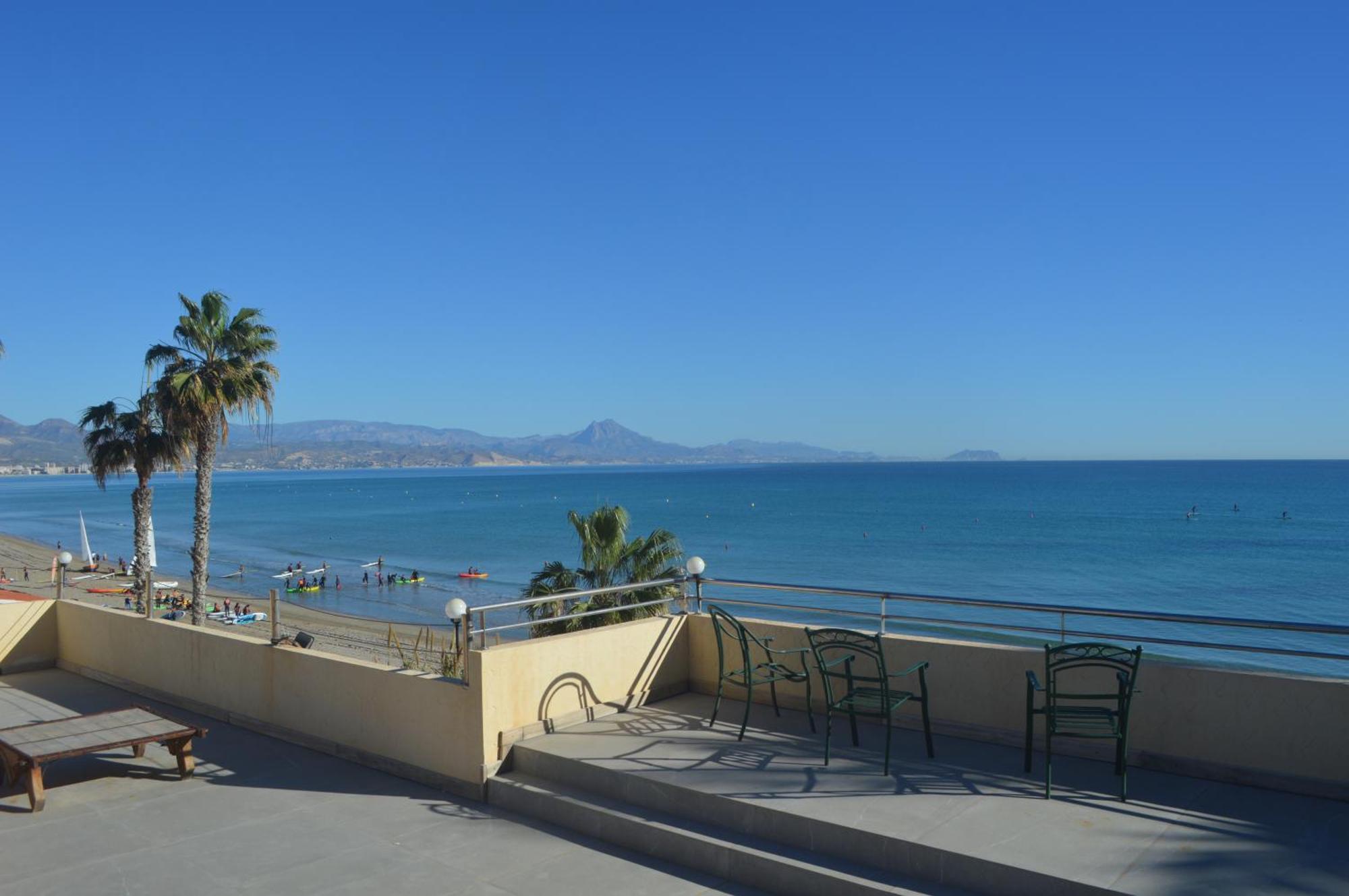 Maravilloso Apartamento Amanecer Cabo A Pie De Playa Y Mar En Chalet Roquetes Alicante Exteriér fotografie